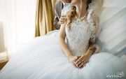 свадебное платье и бижутерия