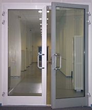 Алюминиевые двери от производителя в Ростове-на-Дону
