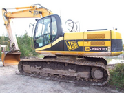 Гусеничный экскаватор JCB JS200 LC