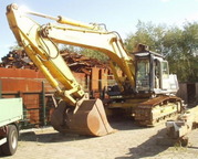 Экскаватор-траншеекопатель KOMATSU PC400